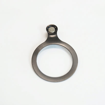 Magnetic speed sensor, for centerlock rotor, magnet toward inward