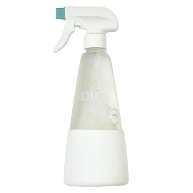 THE DIRT COMPANY FABRIC SPRAY LILAC HAZE BOTTLE 475ML