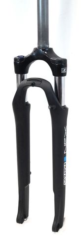 BICYCLE PARTS - SR SUNTOUR SUSPENSION FORK 700C, NEX, TRAVEL 63MM, 9MM DROPOUTS, HLO, PRELOAD ADJUST DISC, 1 1/8 STEERER, BLACK 255MM STEERER