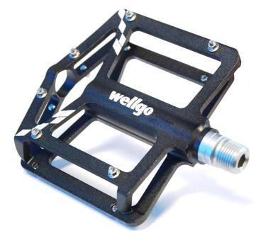 BICYCLE PARTS - PEDALS 9/16 SEALED BEARINGS, ALLOY BODY/CRO - MO AXLE, REPLACEABLE PINS, BLACK