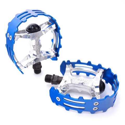 BICYCLE PARTS - PEDALS, BEAR TRAP, ALLOY, 1/2 CR - MO AXLE, BLUE ALLOY CAGE