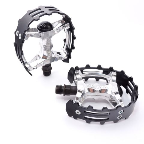 BICYCLE PARTS - PEDALS, BEAR TRAP, ALLOY, 1/2 CR - MO AXLE, BLACK ALLOY CAGE