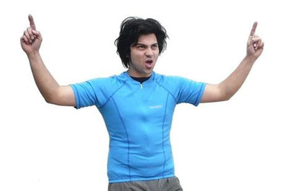 BICYCLE PARTS - JERSEY, COMO SPORTS, SHORT SLEEVE, 3/4 LENGTH ZIP, 3 REAR POCKETS, SIZE MEDIUM, COLOUR BLUE, GREAT STARTER JERSEY