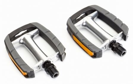 BICYCLE PARTS - PEDALS, ALLOY, NON - SLIP FOOT PADS, 9/16 AXLE