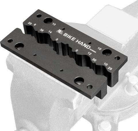 BICYCLE PARTS - AXLE VICE, WORKS WITH AXLE SIZES 5MM, 9MM, 10MM, 12MM, 14MM, 20MM, 25MM, 30MM AND 36MM.